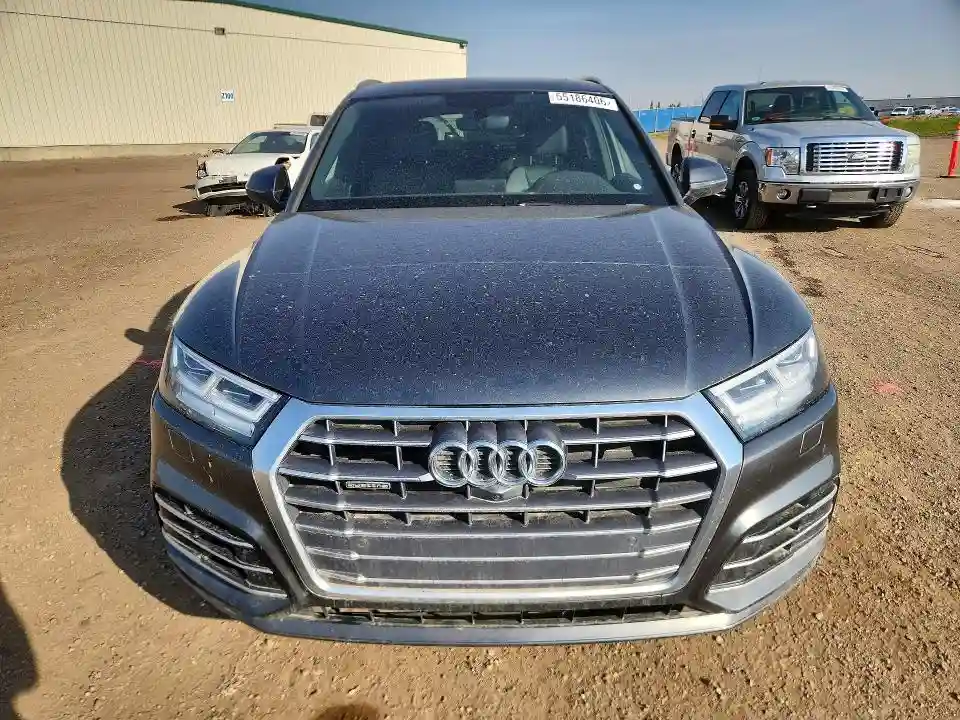 WA1FNAFY9J2160814 2018 AUDI Q5-4
