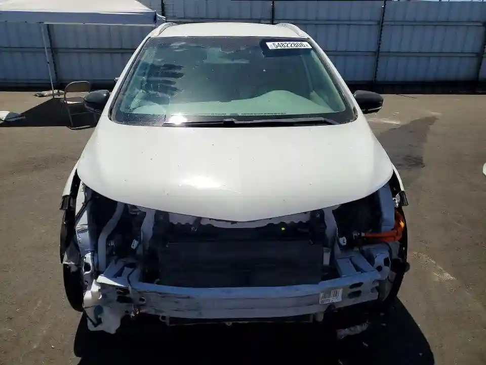 1G1FX6S08H4139716 2017 CHEVROLET BOLT-4