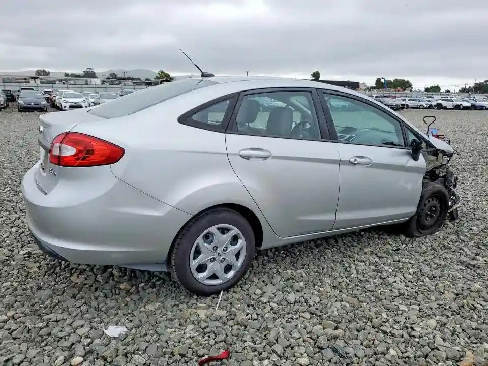 3FADP4AJXDM214899 2013 FORD FIESTA-2