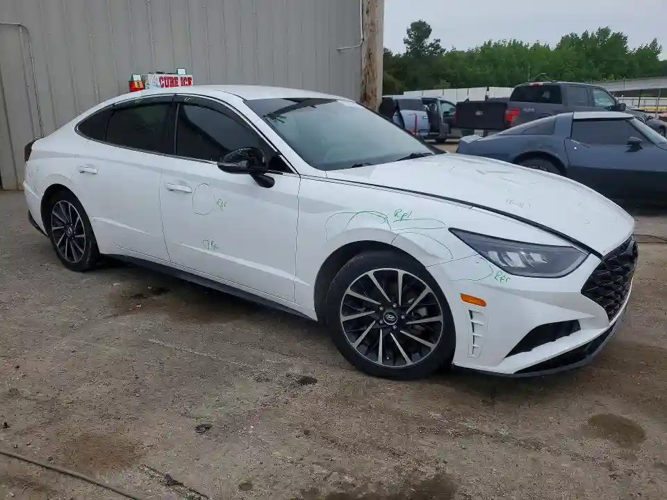 5NPEJ4J23LH022687 2020 HYUNDAI SONATA-3