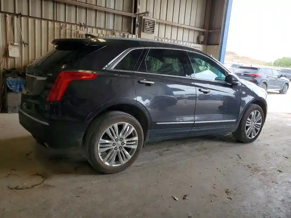 1GYKNCRS9HZ105508 2017 CADILLAC XT5-2