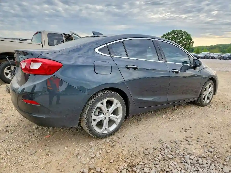 1G1BF5SMXH7194763 2017 CHEVROLET CRUZE-2