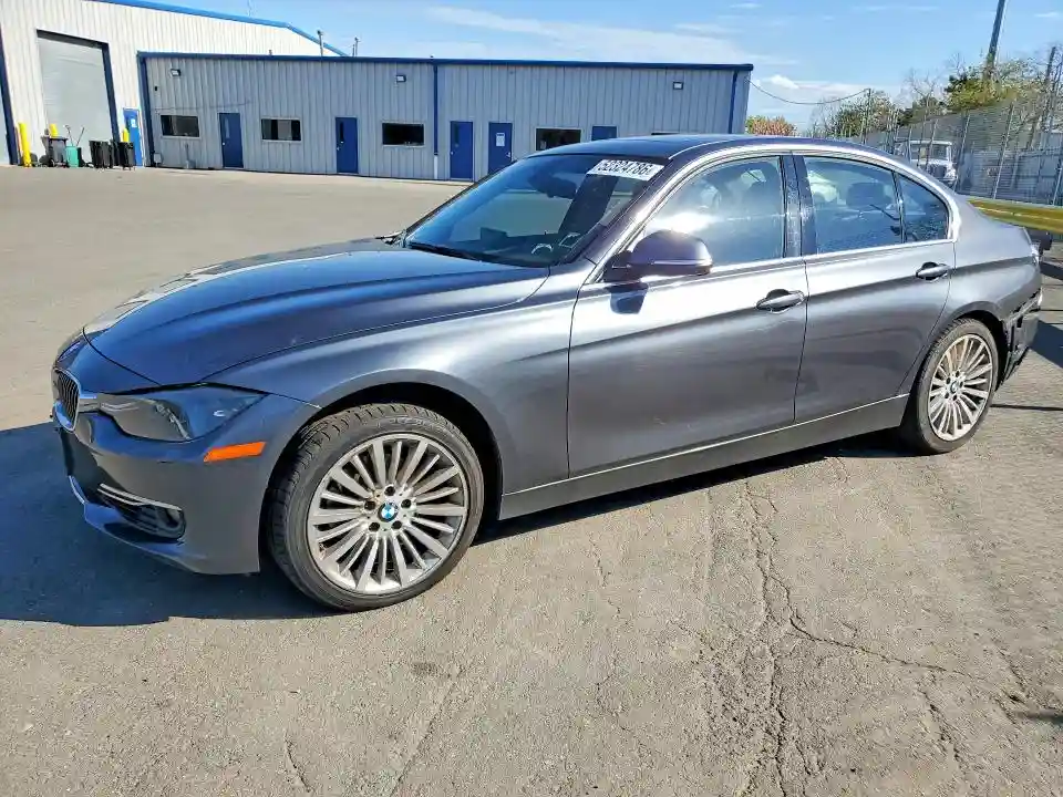 WBA3B5C52DF594442 2013 BMW 3 SERIES-0