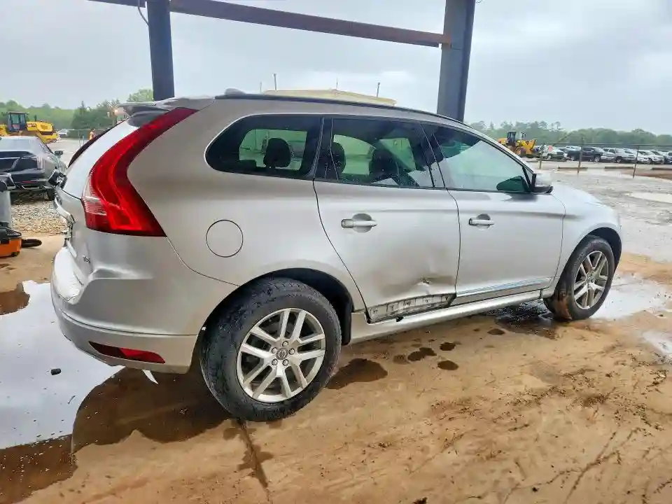 YV440MDJ2H2090860 2017 VOLVO XC60-2