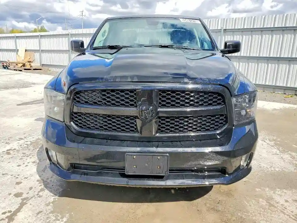 1C6RR7FG8PS590576 2023 RAM 1500-4