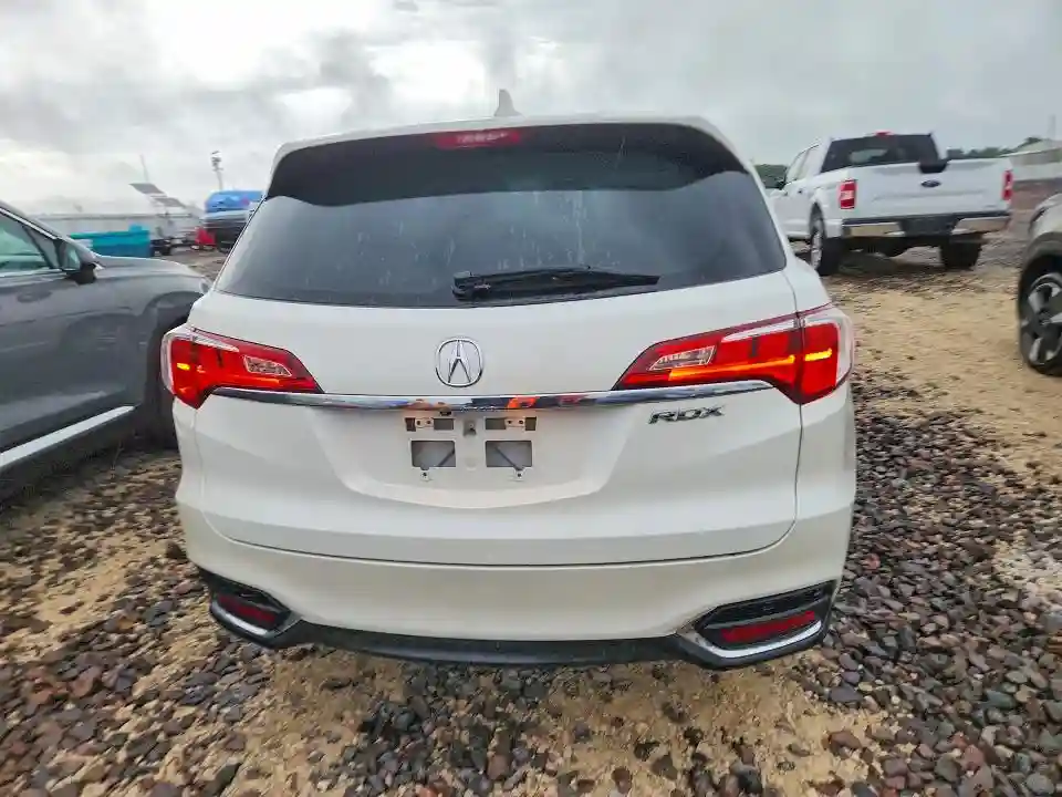 5J8TB3H32HL011066 2017 ACURA RDX-5