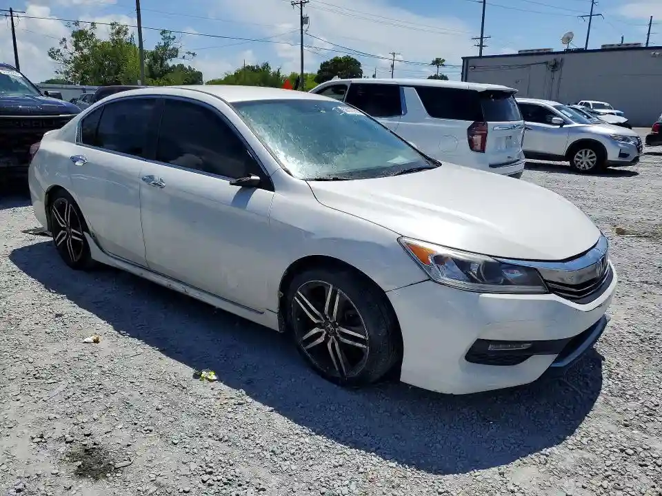 1HGCR2F16HA231331 2017 HONDA ACCORD-3