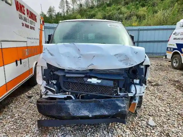 1GCWGAFG3H1112359 2017 CHEVROLET EXPRESS-4