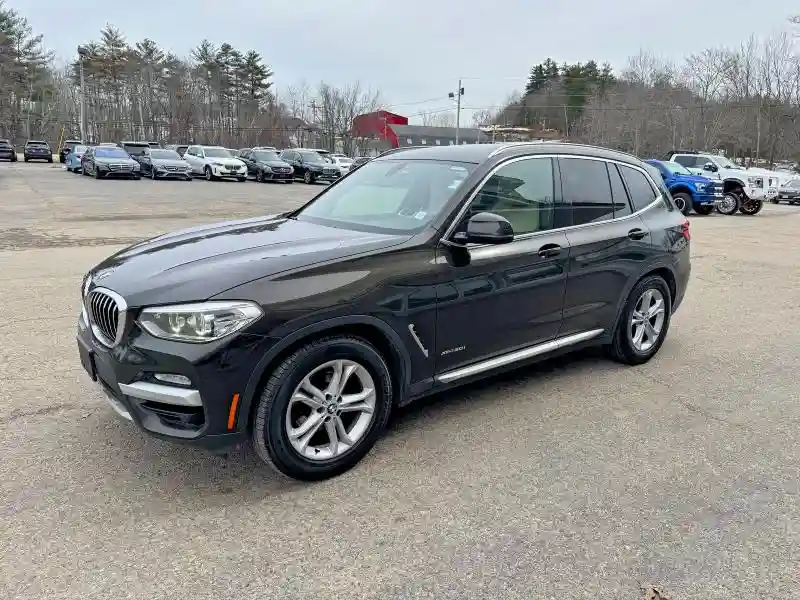 5UXTR9C59JLC75432 2018 BMW X3-1