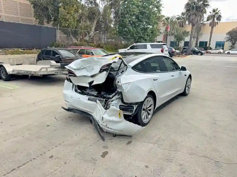 5YJ3E1EB1NF241508 2022 TESLA MODEL 3-3