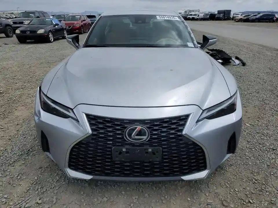 JTHAA1D26N5121076 2022 LEXUS IS-4