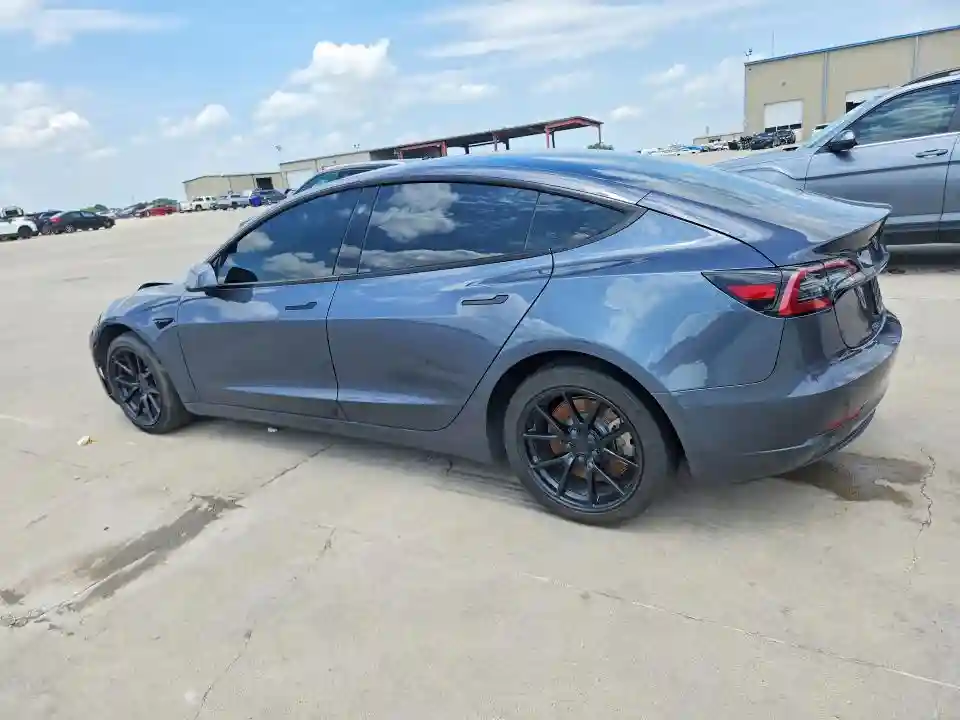 5YJ3E1EA7PF618756 2023 TESLA MODEL 3-1