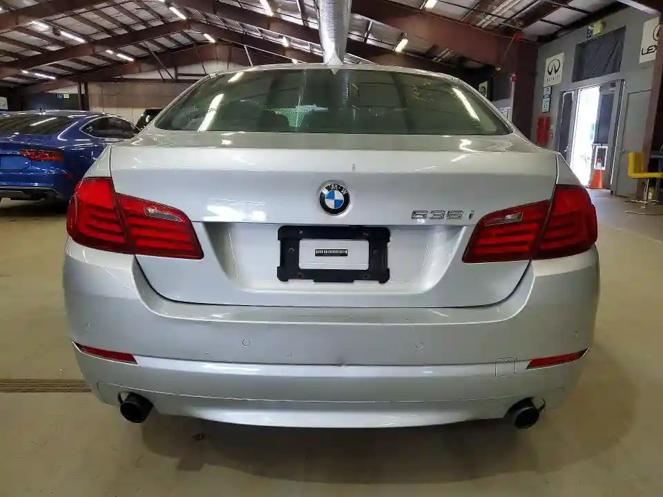 WBAFU7C55BC876270 2011 BMW 5 SERIES-5