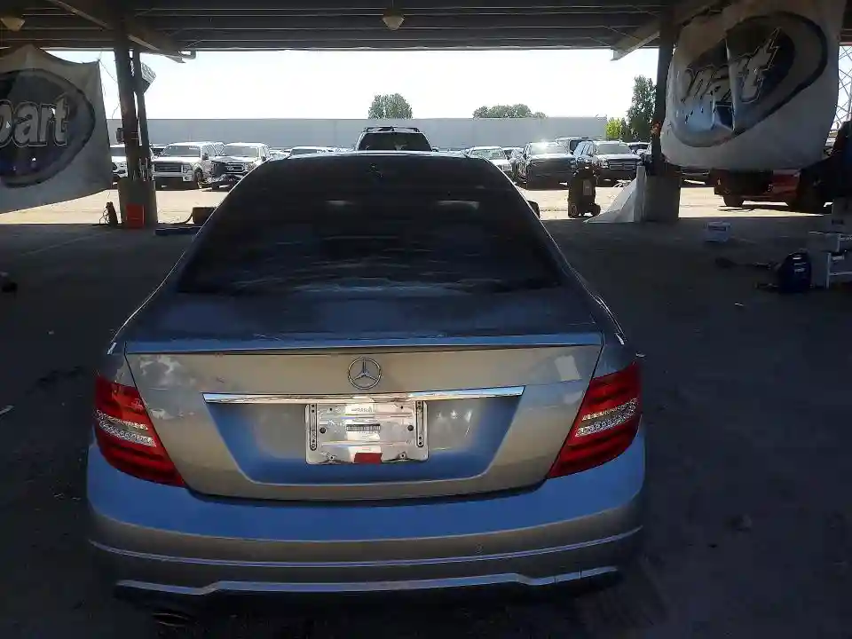 WDDGJ4HB8CF934908 2012 MERCEDES-BENZ C-CLASS-5