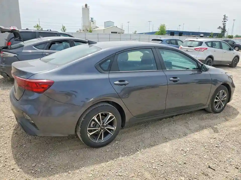 3KPF24AD5RE839756 2024 KIA FORTE LXS-2