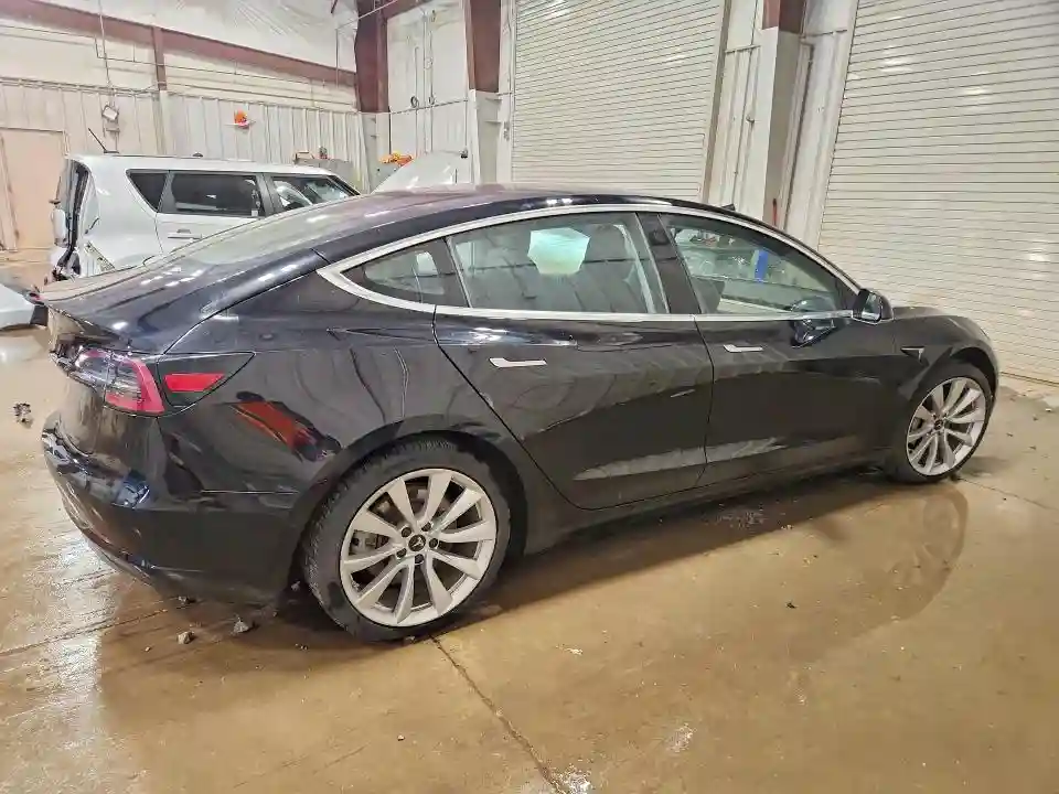 5YJ3E1EA8JF048449 2018 TESLA MODEL 3-2