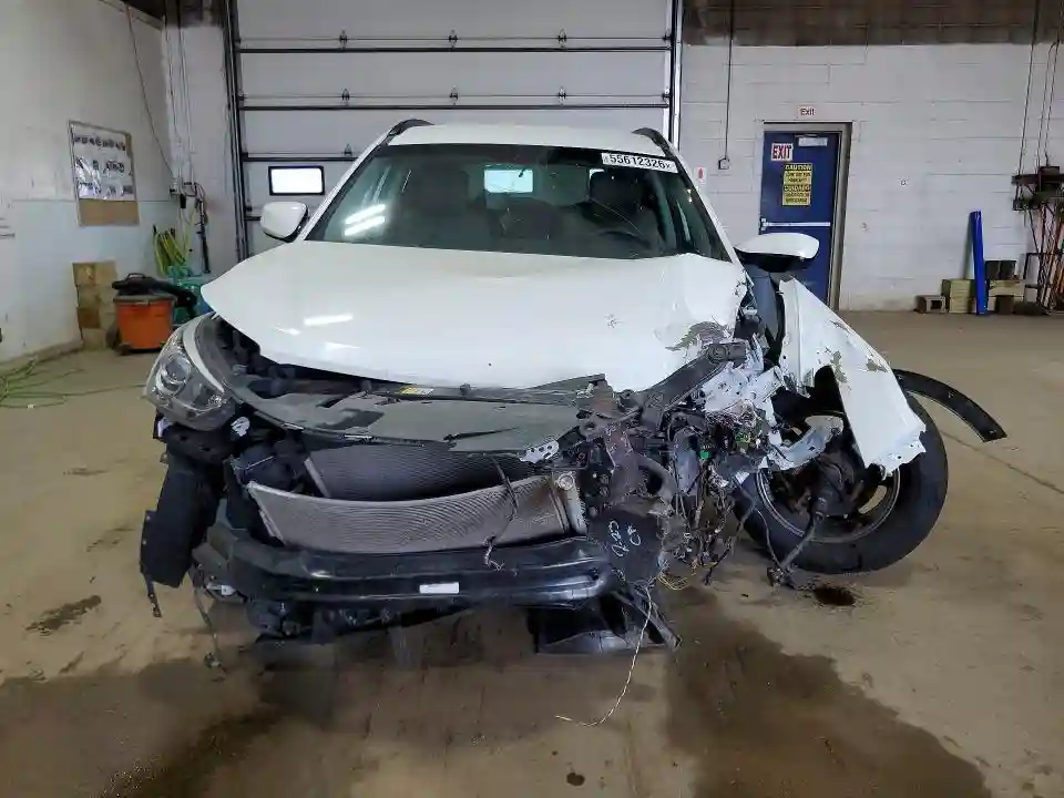 5XYZUDLB0HG397828 2017 HYUNDAI SANTA FE-4