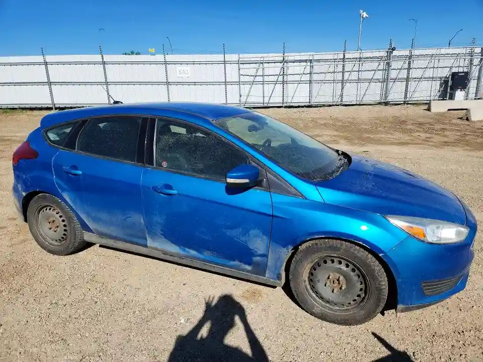 1FADP3K2XHL220467 2017 FORD FOCUS-3