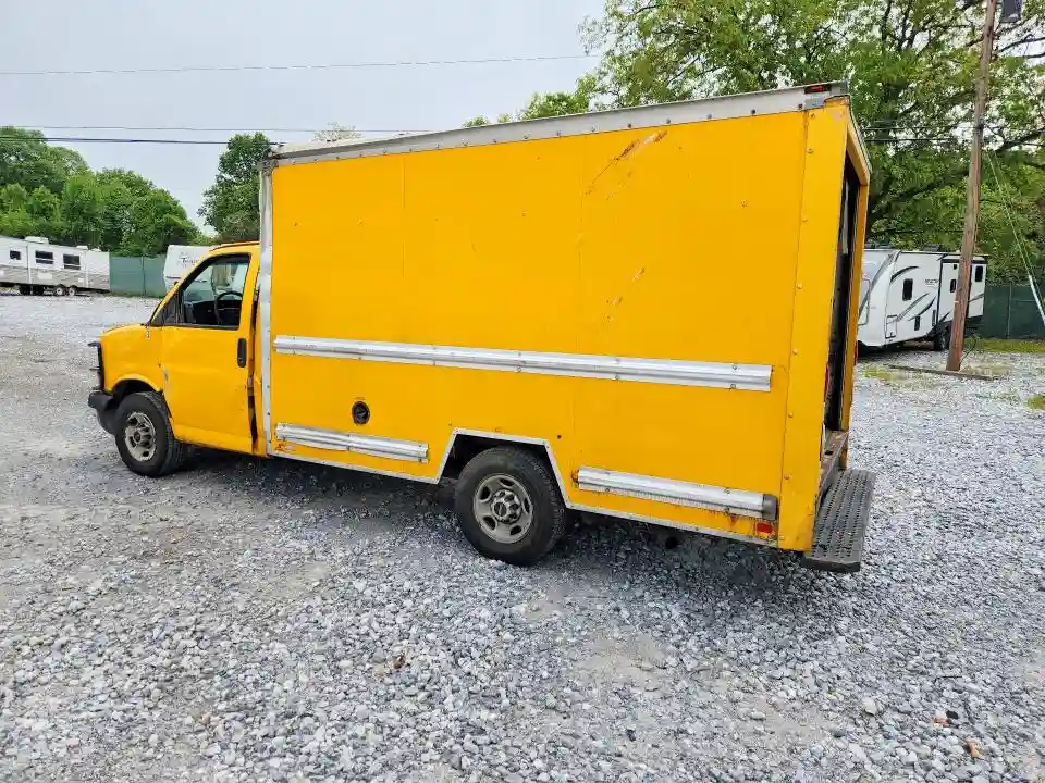1GDY72CAXB1900878 2011 GMC SAVANA-1