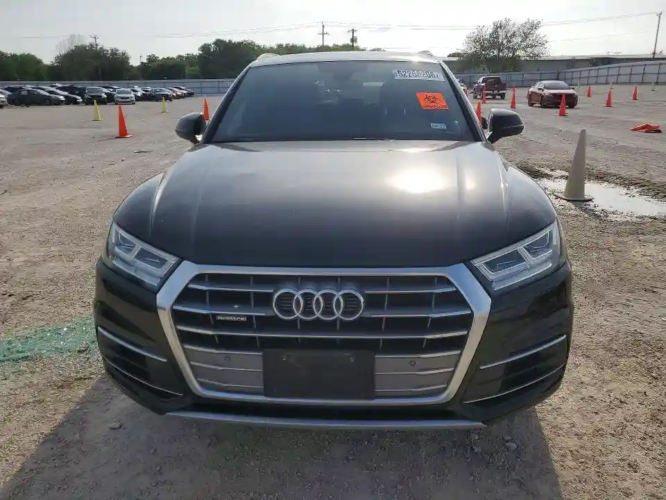 WA1BNAFY0K2111971 2019 AUDI Q5-4