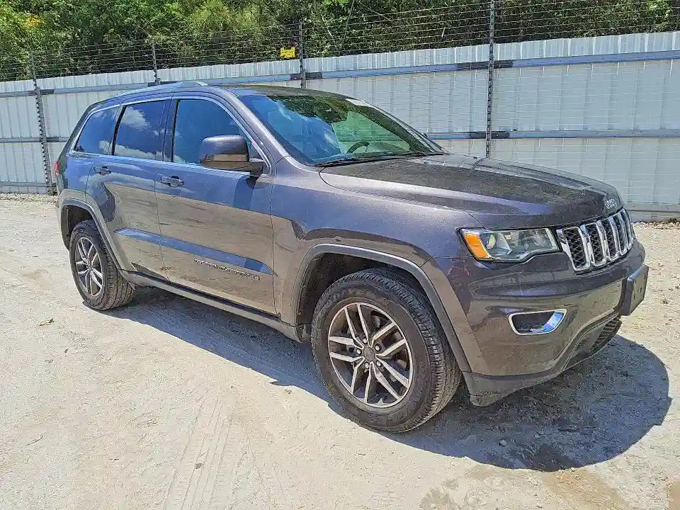 1C4RJEAGXKC852323 2019 JEEP GRAND CHEROKEE-3