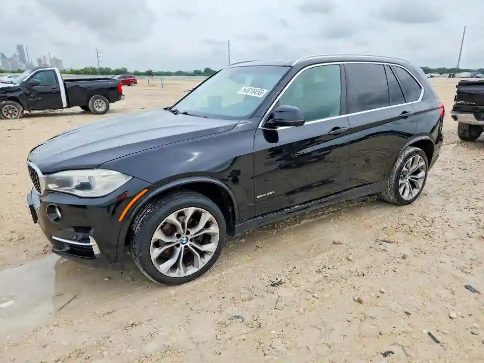 5UXKR2C56J0X09291 2018 BMW X5-0