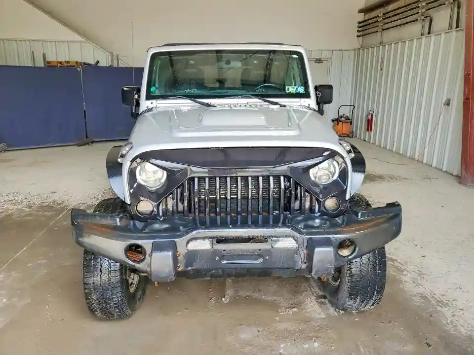 1C4BJWFG0CL248636 2012 JEEP WRANGLER-4