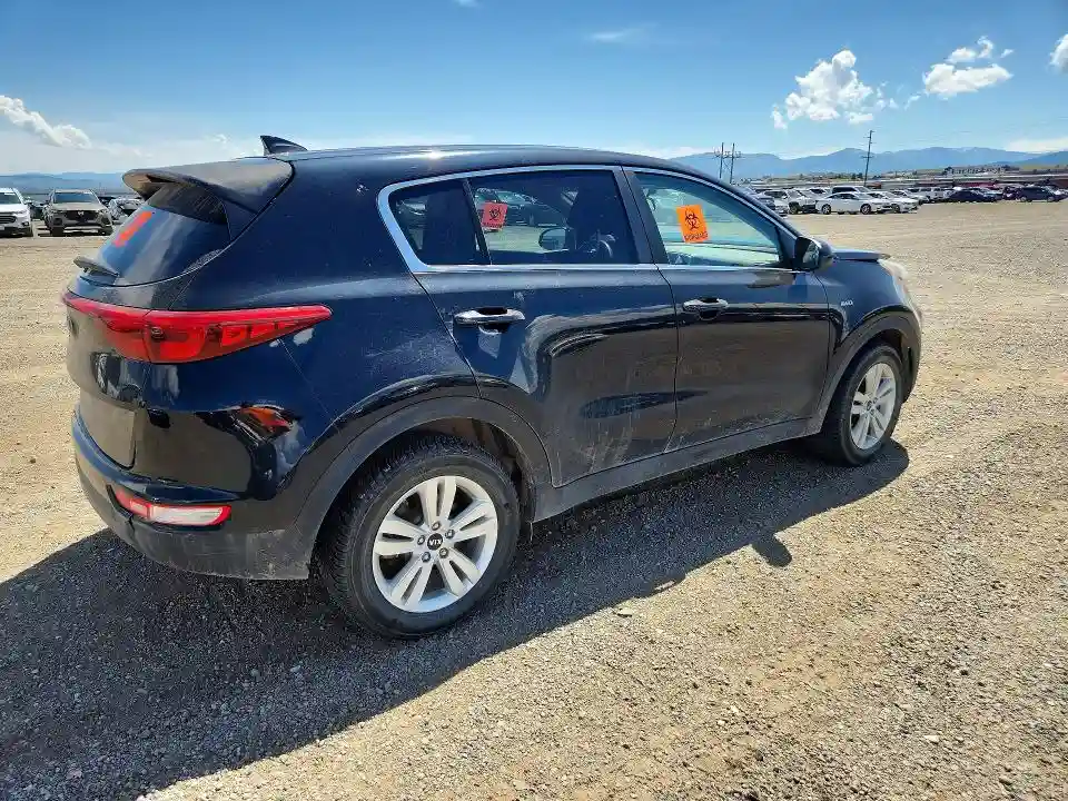 KNDPMCAC8J7424600 2018 KIA SPORTAGE-2