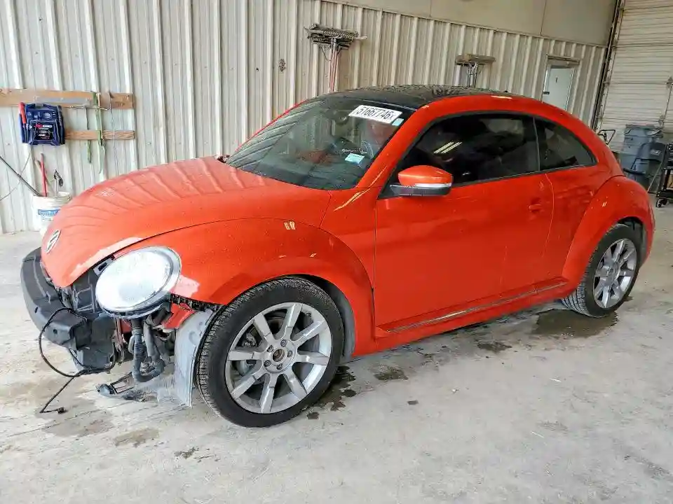 3VWJ17AT1GM624784 2016 VOLKSWAGEN BEETLE-0