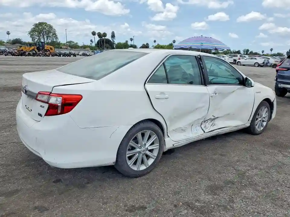 4T1BD1FK8CU015222 2012 TOYOTA CAMRY SOLA-2