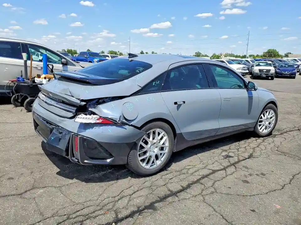 KMHM54AC9SA099901 2025 HYUNDAI IONIQ 6 LI-2