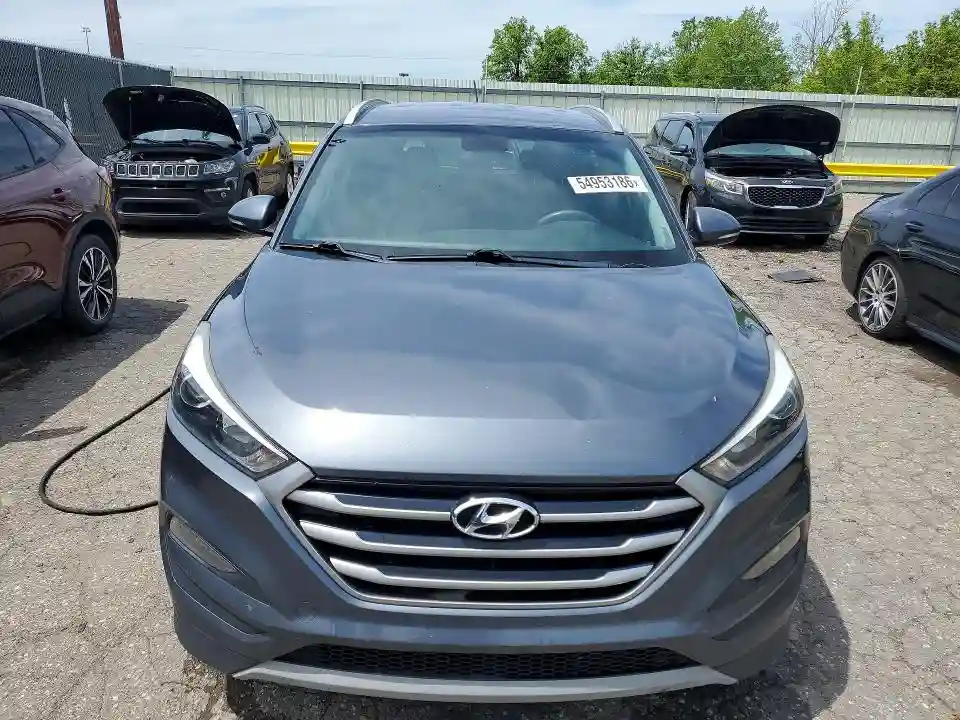 KM8J3CA29HU487406 2017 HYUNDAI TUCSON-4