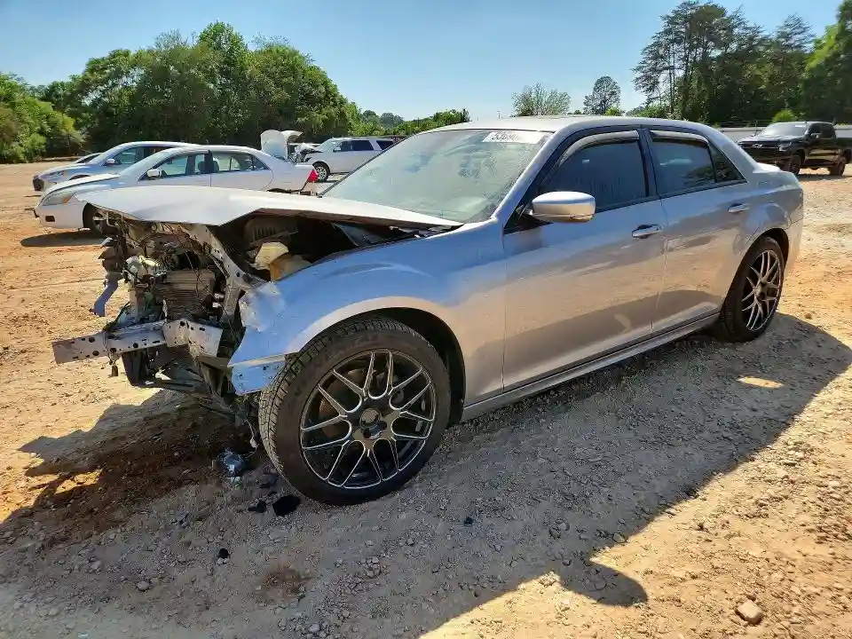2C3CCABG2JH266691 2018 CHRYSLER 300-0