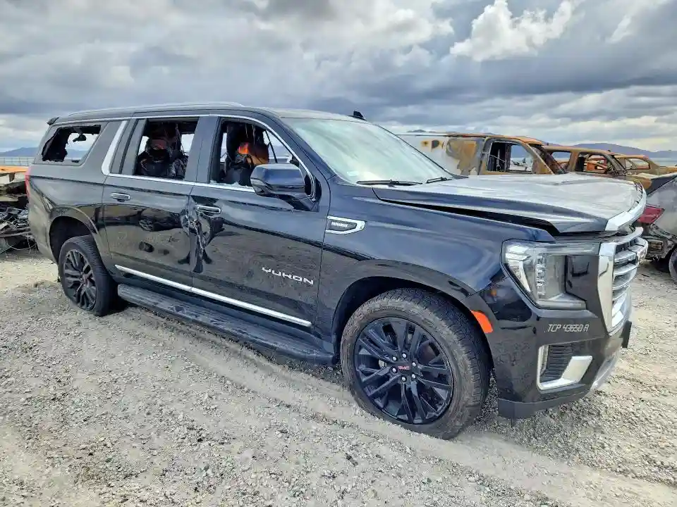 1GKS1GKT3PR475528 2023 GMC YUKON-3