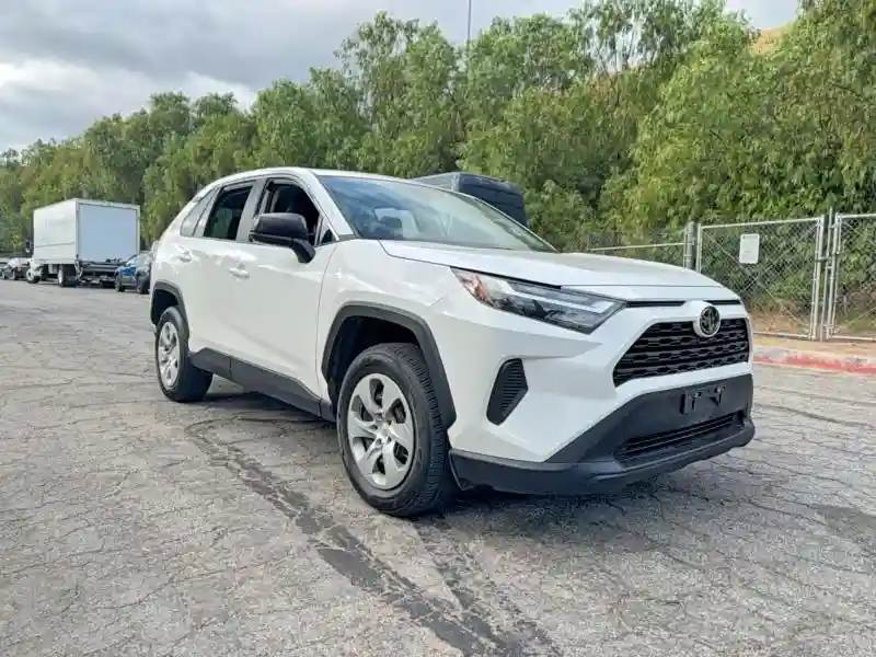 2T3F1RFV8PC360042 2023 TOYOTA RAV4-0