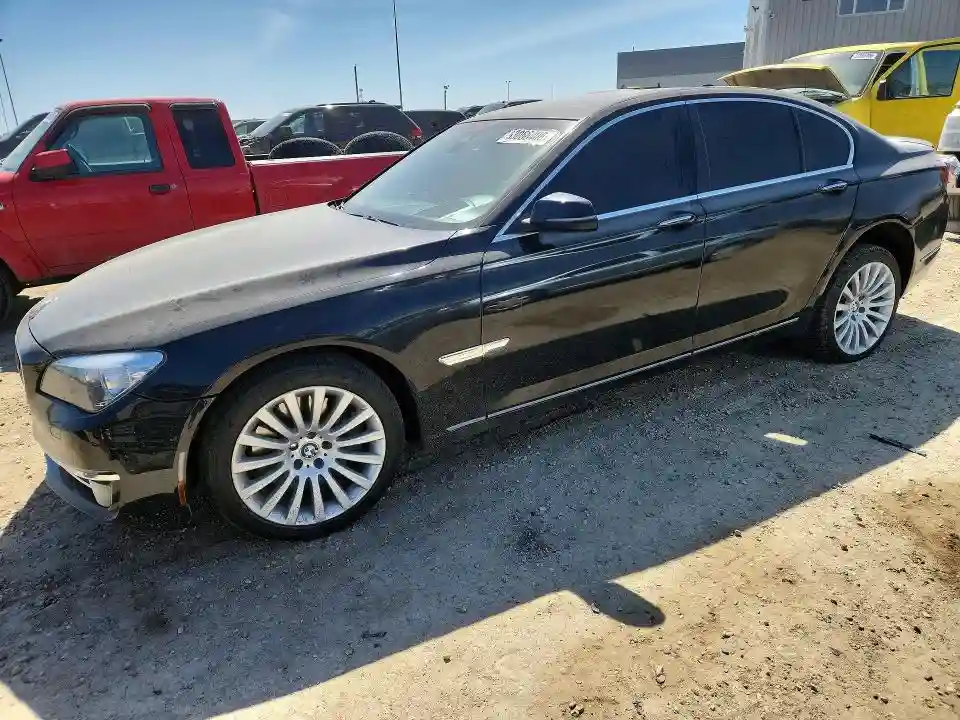 WBAYB6C53DC998363 2013 BMW 7 SERIES-0