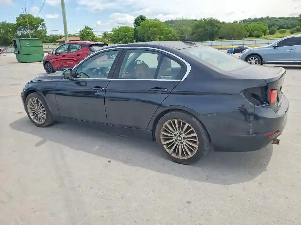 WBA3B3C52DF540109 2013 BMW 3 SERIES-1