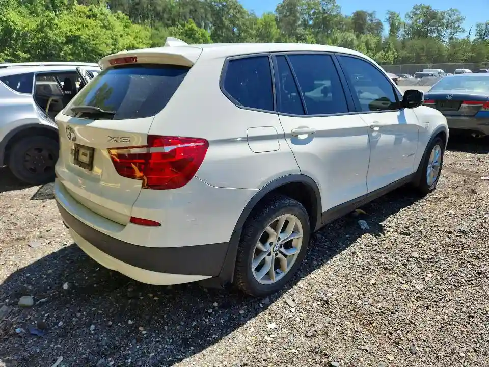 5UXWX9C52E0D24514 2014 BMW X3-2