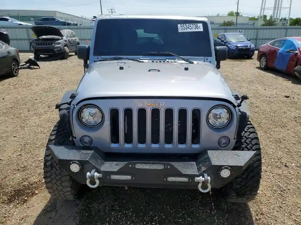 1C4BJWEGXJL806832 2018 JEEP WRANGLER-4