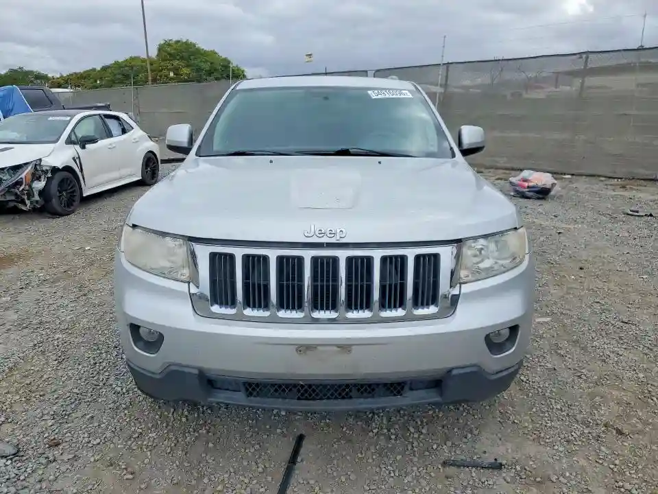 1J4RS4GG5BC591546 2011 JEEP GRAND CHEROKEE-4