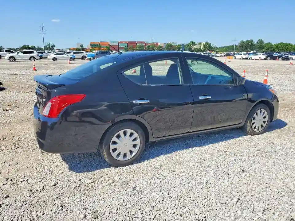 3N1CN7AP8KL858392 2019 NISSAN VERSA-2
