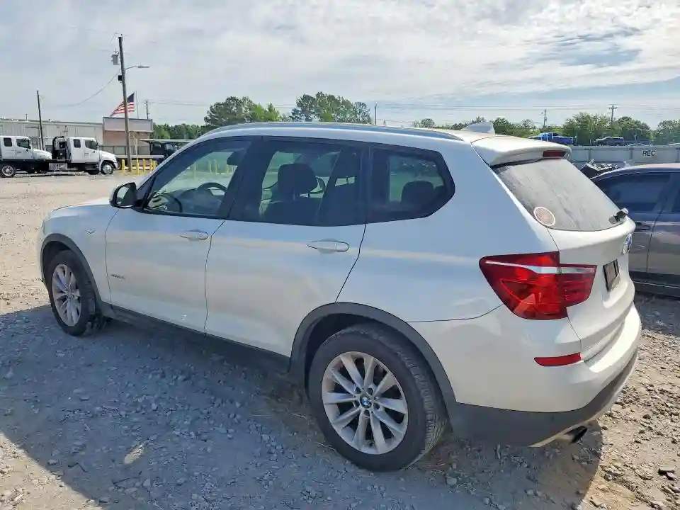5UXWY3C50F0E97461 2015 BMW X3-1