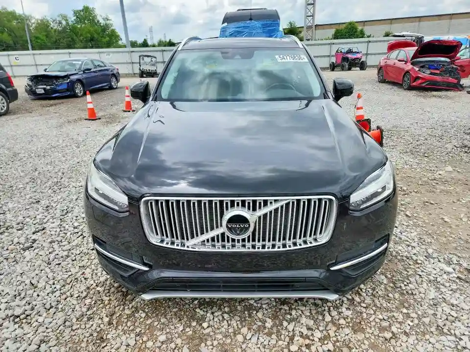 YV4A22PL2G1001288 2016 VOLVO XC90-4