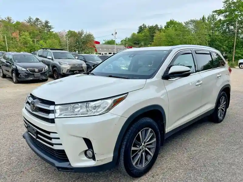 5TDJZRFH4KS588142 2019 TOYOTA HIGHLANDER-1