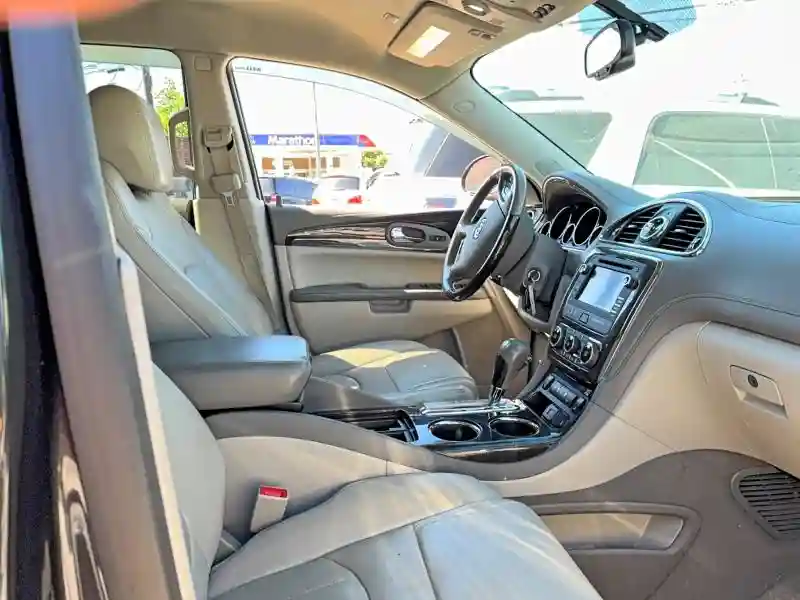 5GAKRBKD9HJ289882 2017 BUICK ENCLAVE-4