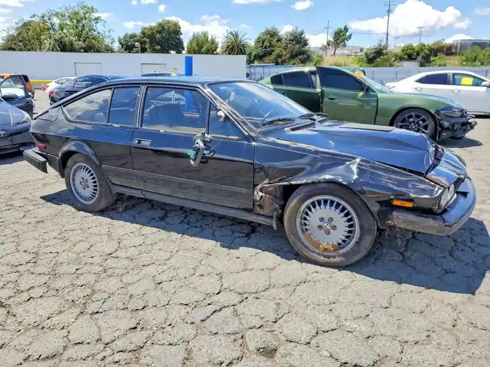 ZARAA6696G1008060 1986 ALFA ROMEO GT-3