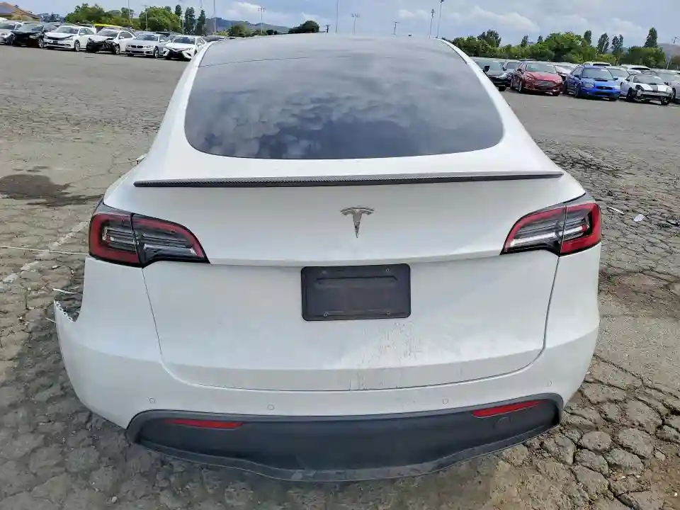 5YJYGDEE5MF151868 2021 TESLA MODEL Y-5