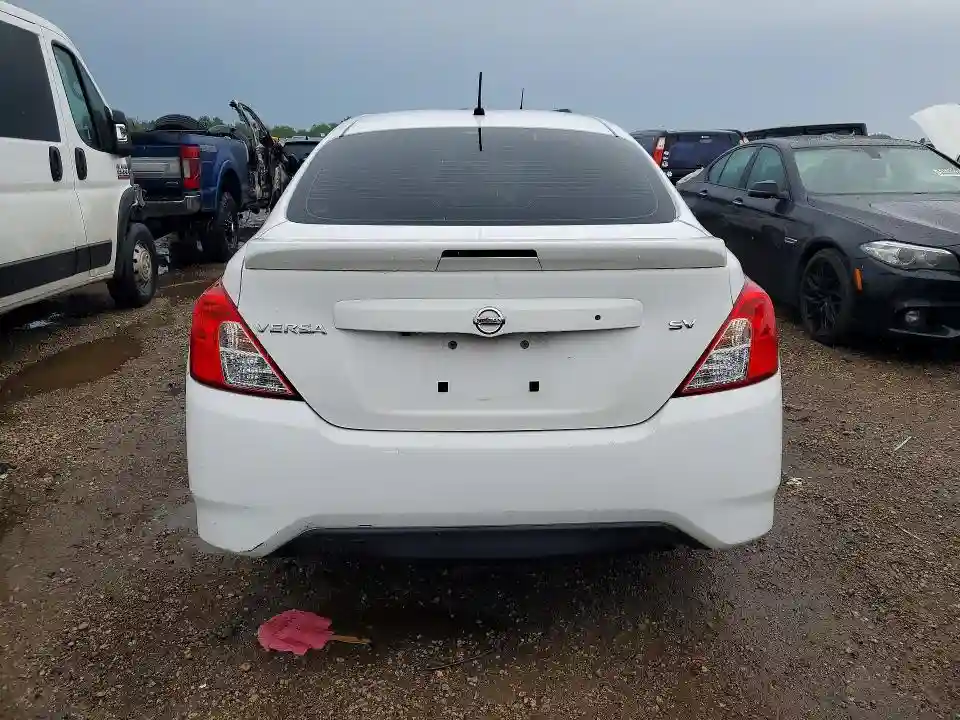 3N1CN7AP2KL878623 2019 NISSAN VERSA-5