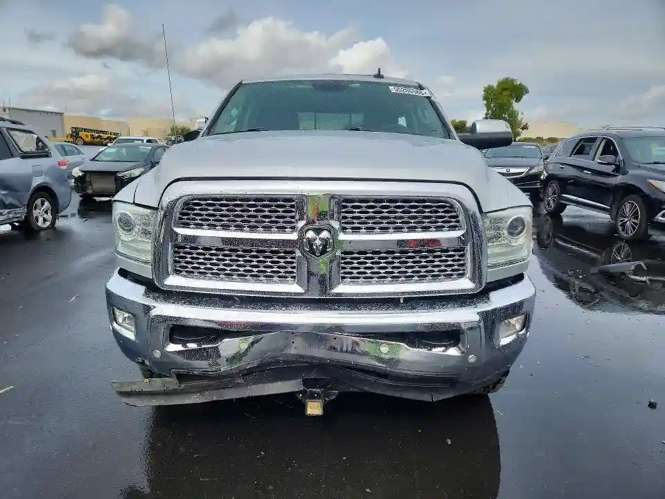 3C63R3EL3JG271467 2018 RAM 3500-4
