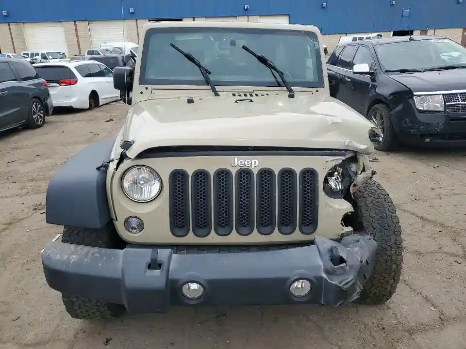 1C4BJWDG5JL911523 2018 JEEP WRANGLER-4
